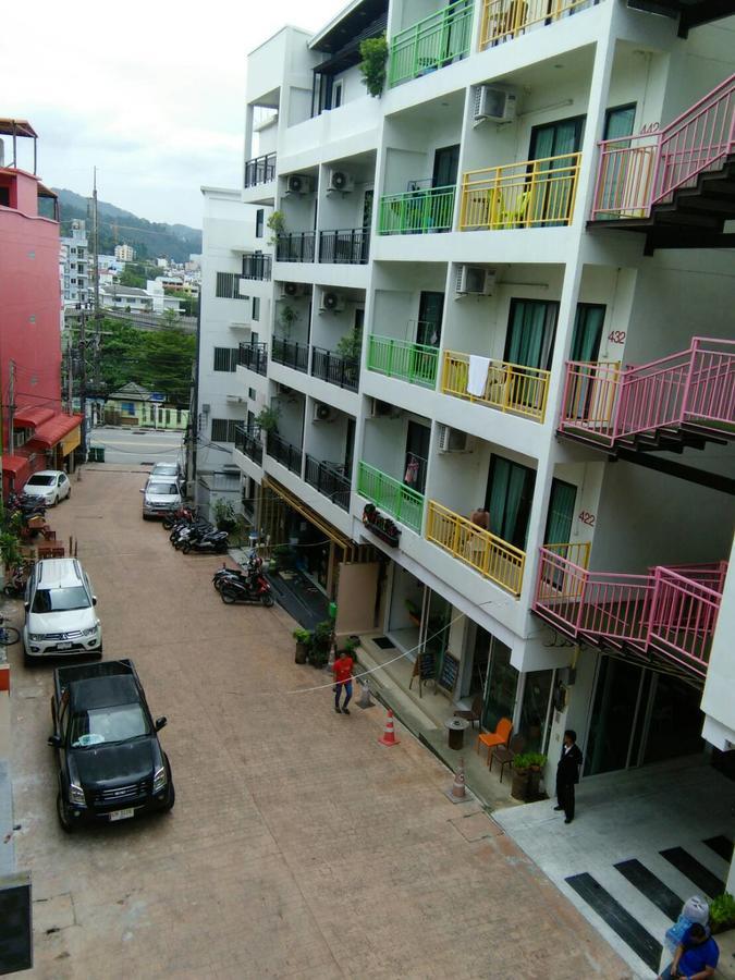 Hotel White Sky Boutique Patong Esterno foto