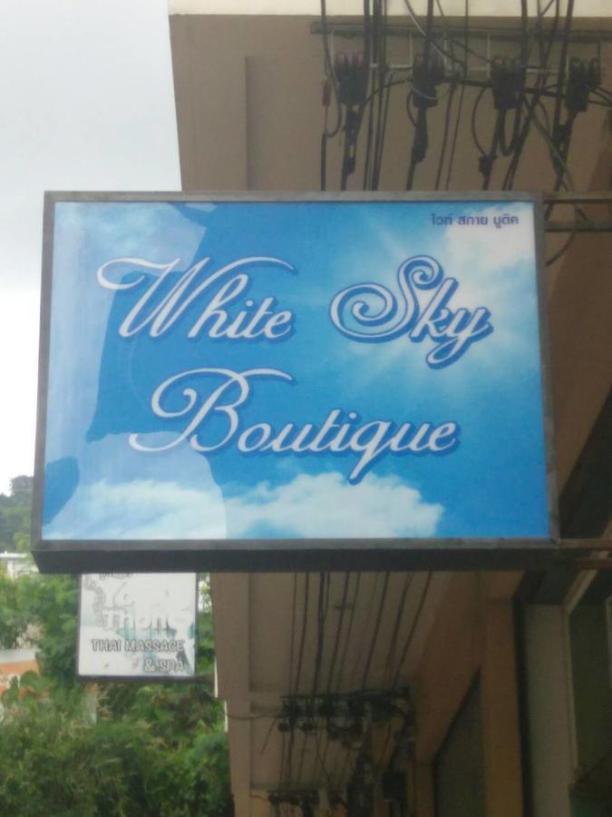 Hotel White Sky Boutique Patong Esterno foto