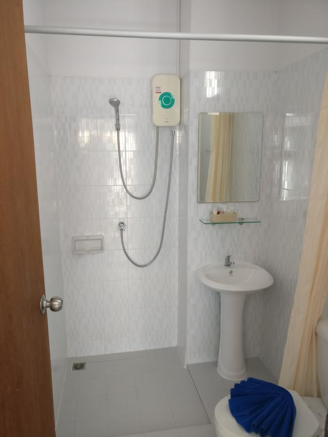 Hotel White Sky Boutique Patong Esterno foto