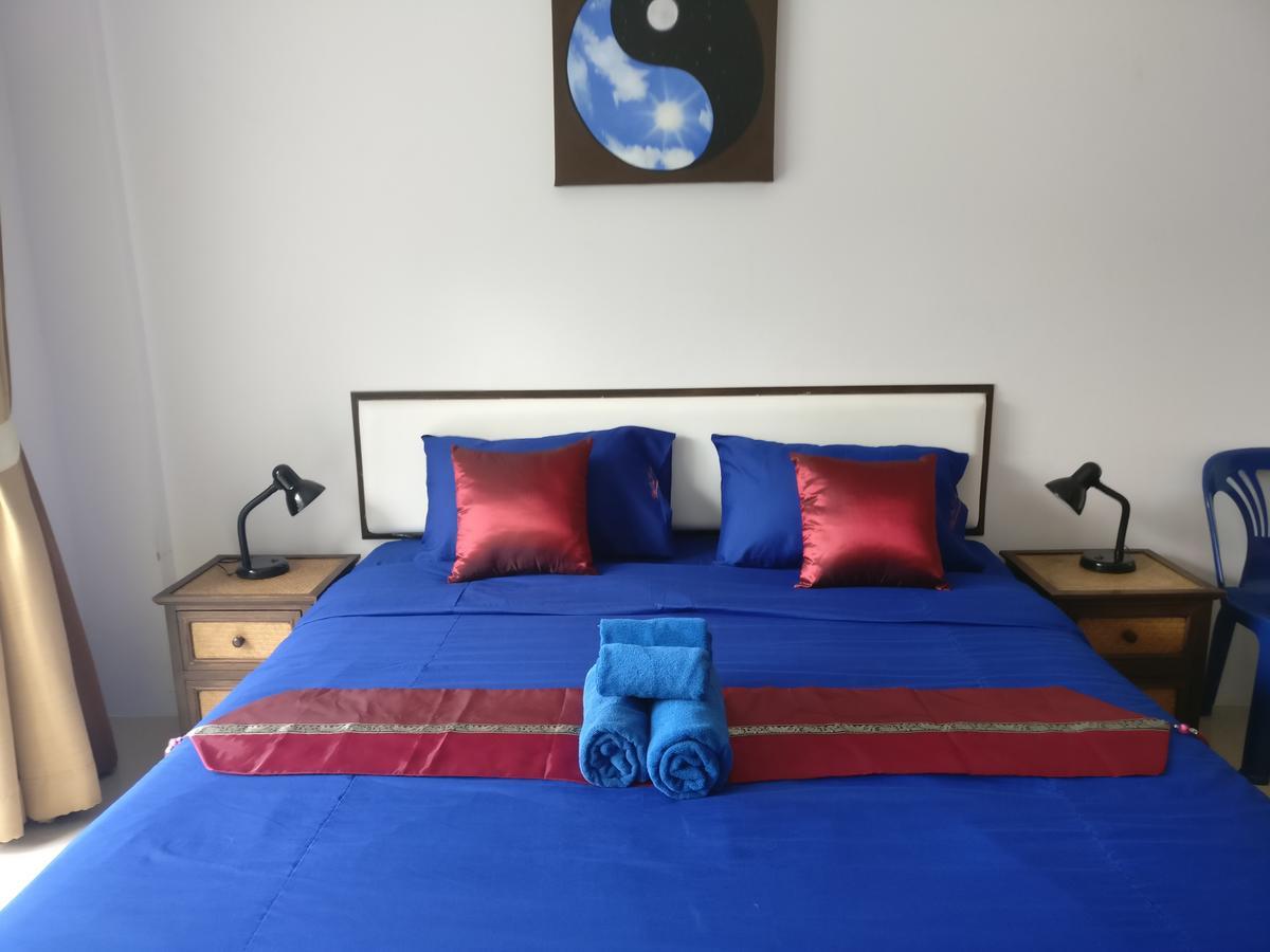Hotel White Sky Boutique Patong Esterno foto