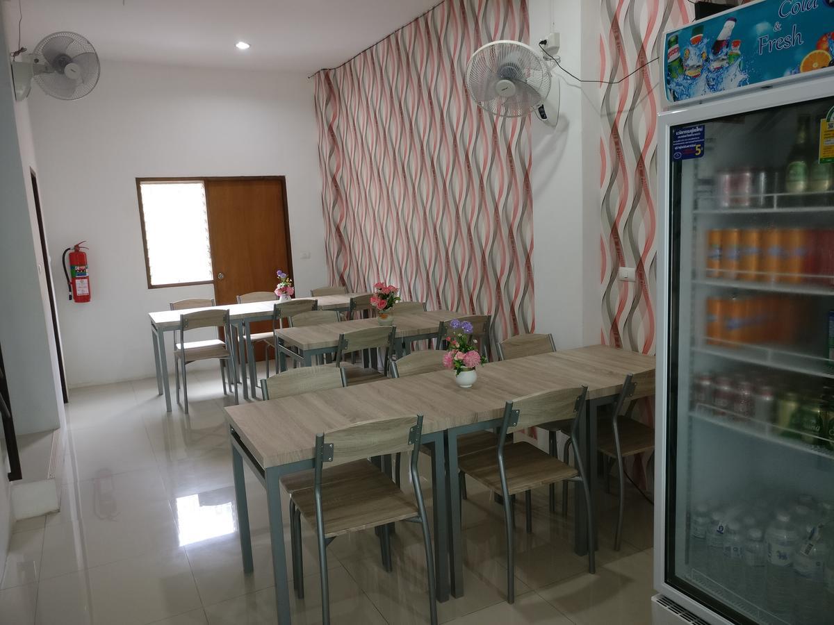Hotel White Sky Boutique Patong Esterno foto