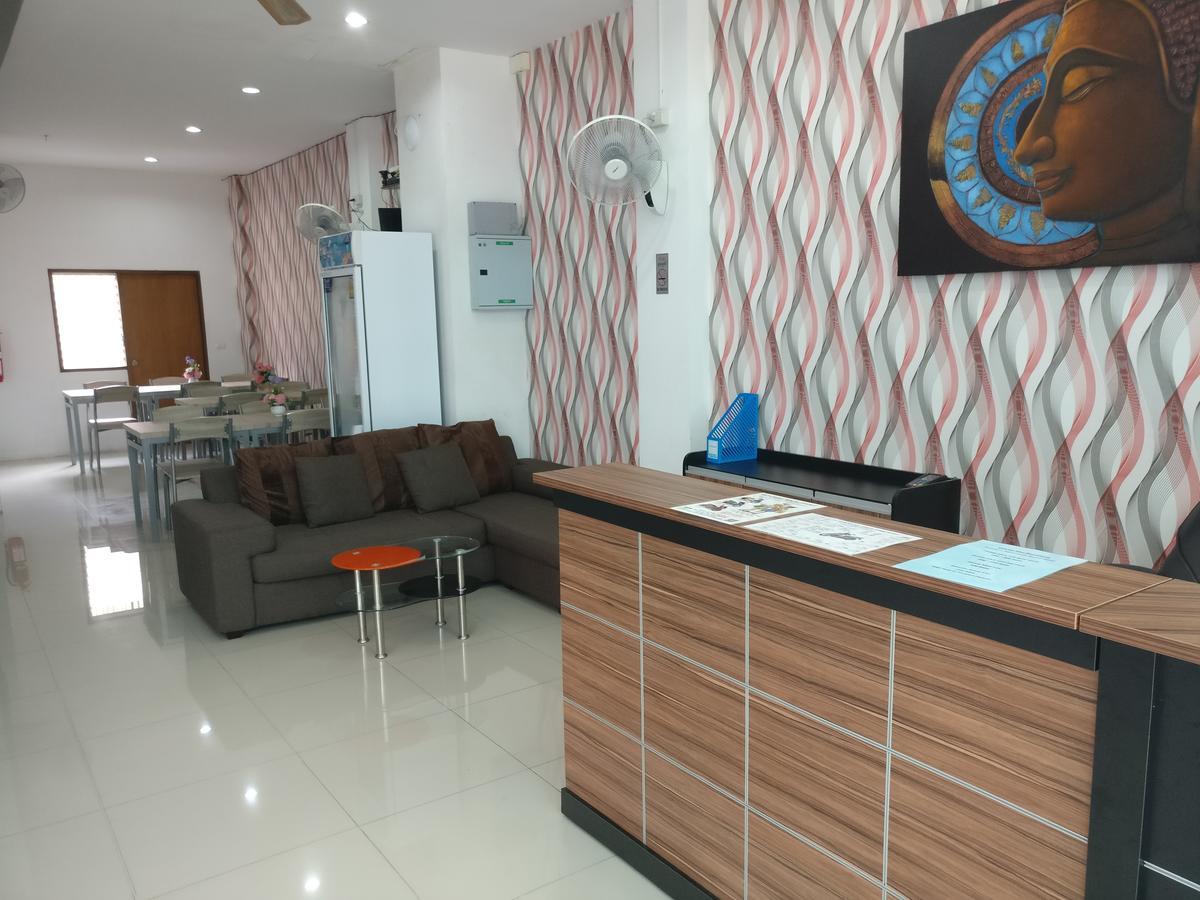 Hotel White Sky Boutique Patong Esterno foto