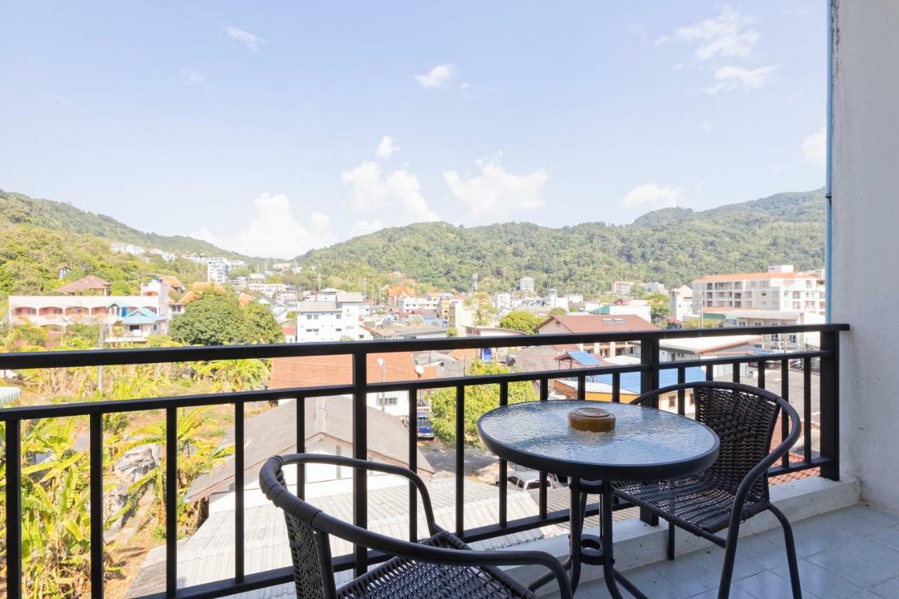 Hotel White Sky Boutique Patong Esterno foto