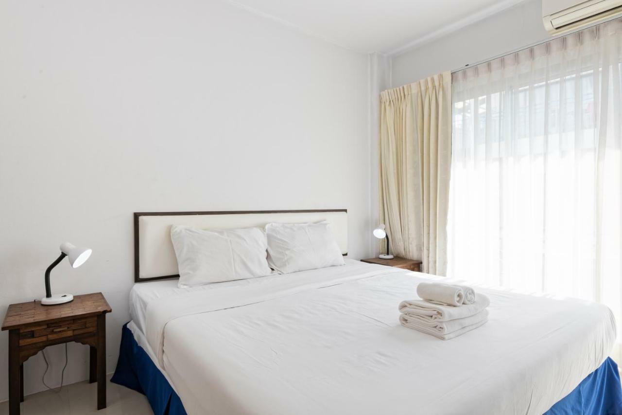 Hotel White Sky Boutique Patong Esterno foto